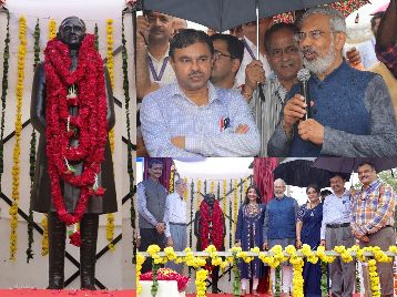 Unveiling the statue of Dr. Vikram Sarabhai relocated at SAC main gate, August 12, 2022