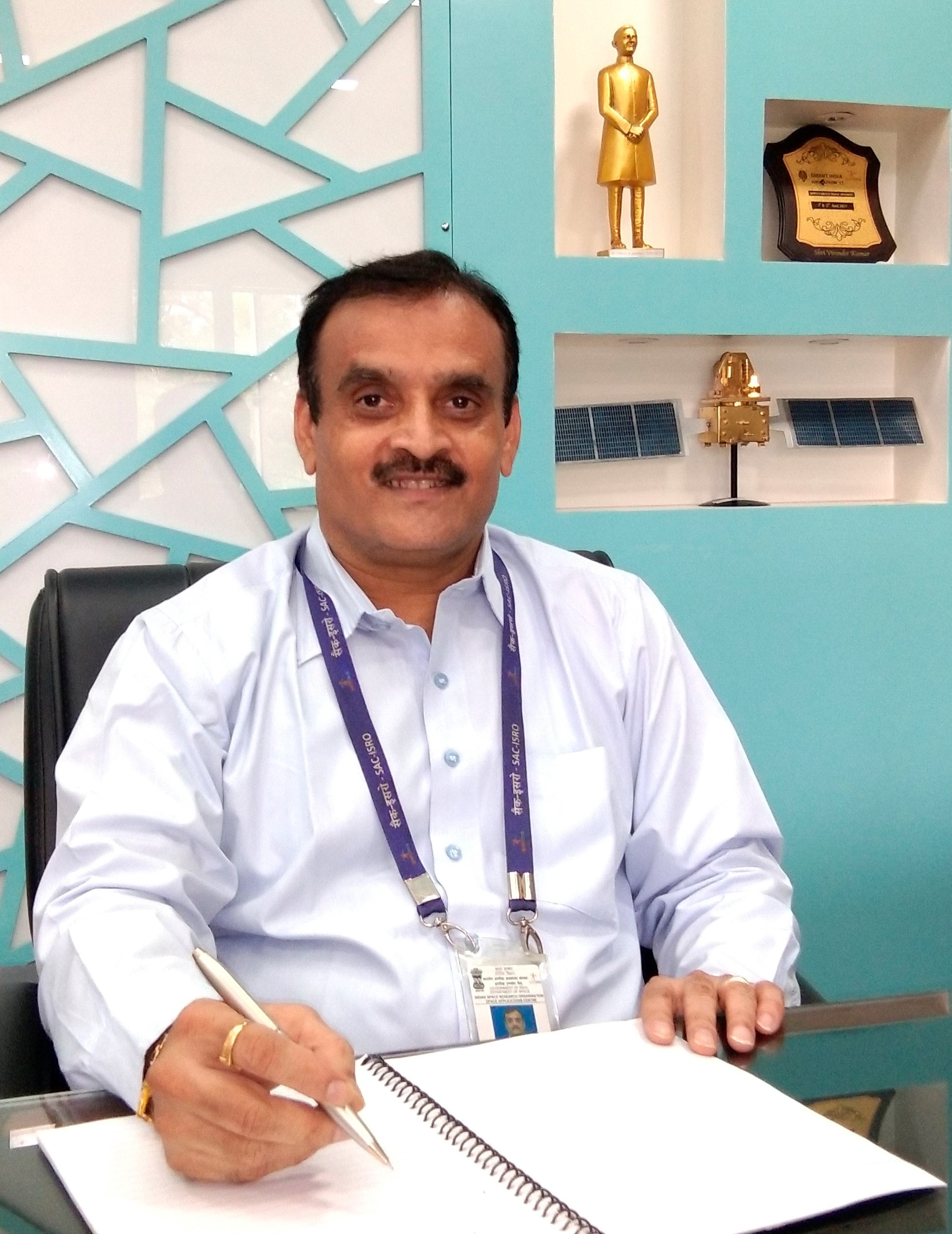 DECU Director photo